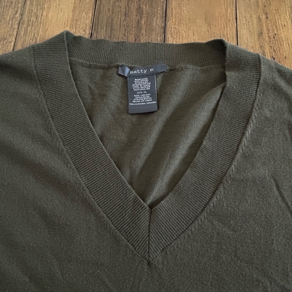 Matty M Olive Green Women’s VNeck Sweater with Side Slits Long Sleeve - Picture 6 of 11